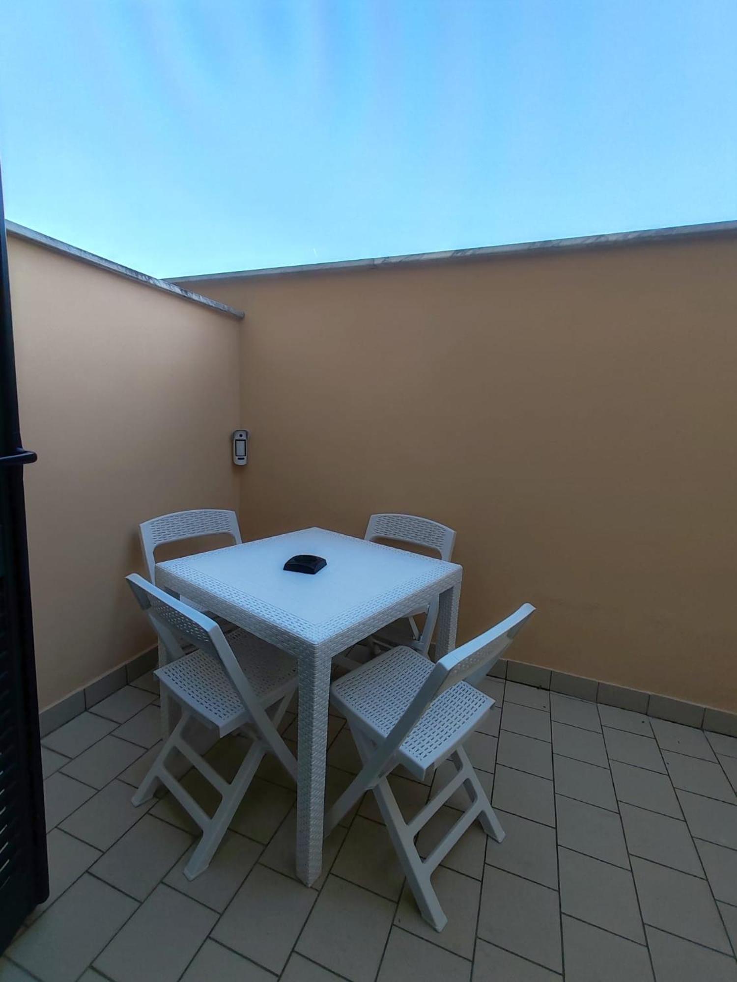 Ondina Apartment In Versilia Viareggio Luaran gambar